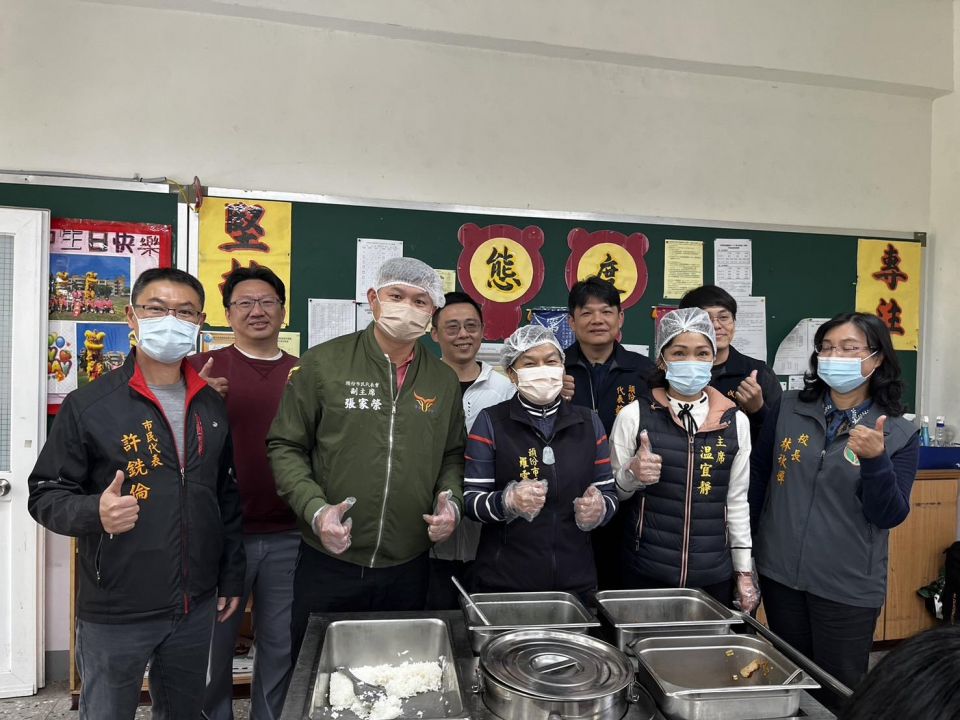 頭份市公所加碼市內各國中小學營養午餐