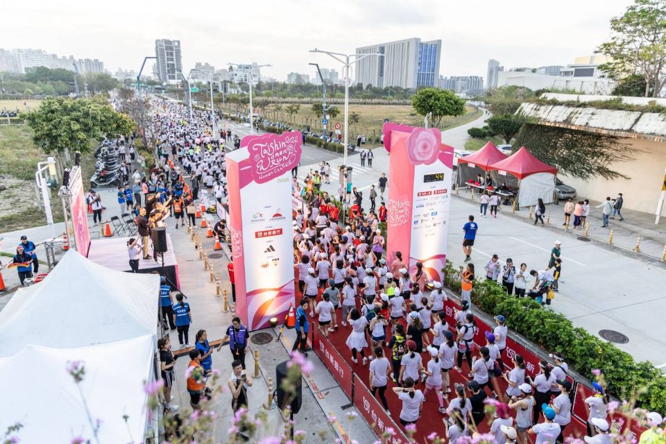 「台新女子路跑」台中首度登場　近3000姐妹熱情展活力