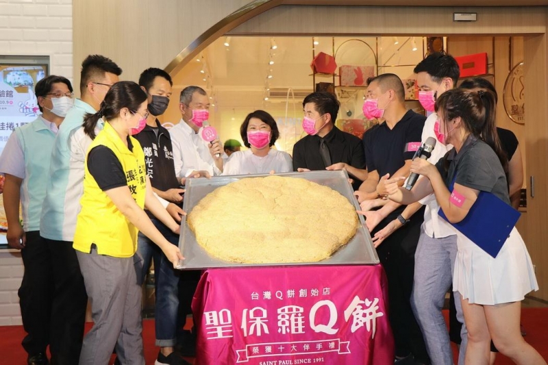點亮嘉義噴水街道 糕餅老店改走童話精品路線