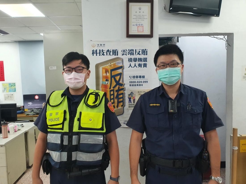 炎熱正午受困深山 員警聽聲辨位尋獲迷航老婦