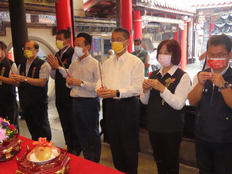 徐國勇南下新港奉天宮參拜感謝媽祖保祐