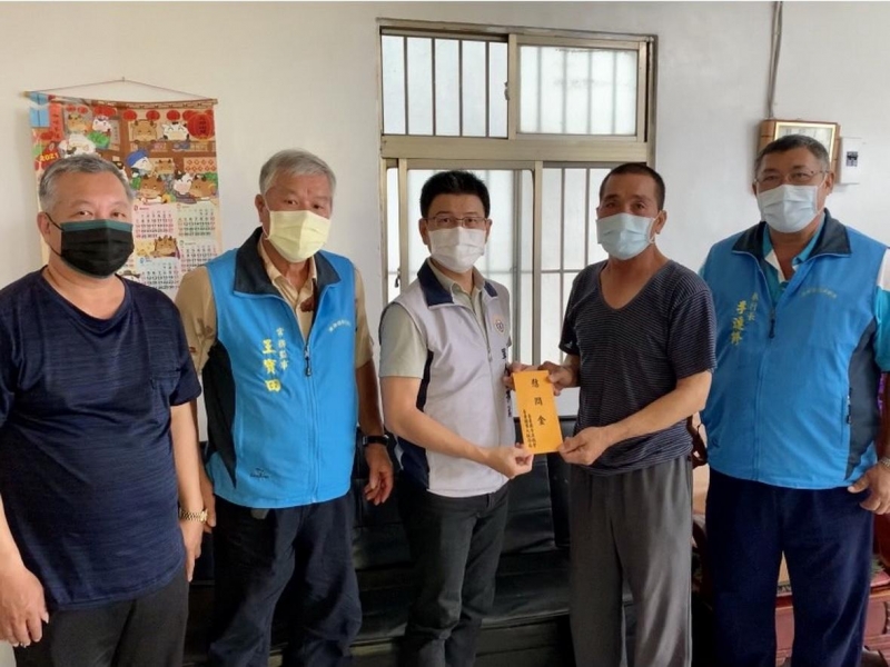 陸軍上兵父親重症 臺東青溪關懷送溫情