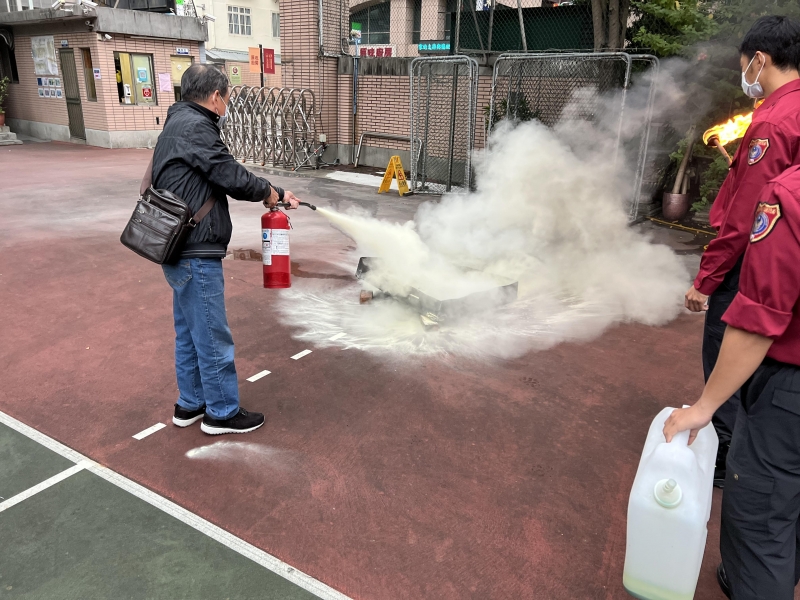 建立正確觀念  台北市教育局、東方工商辦理交通車安全研習