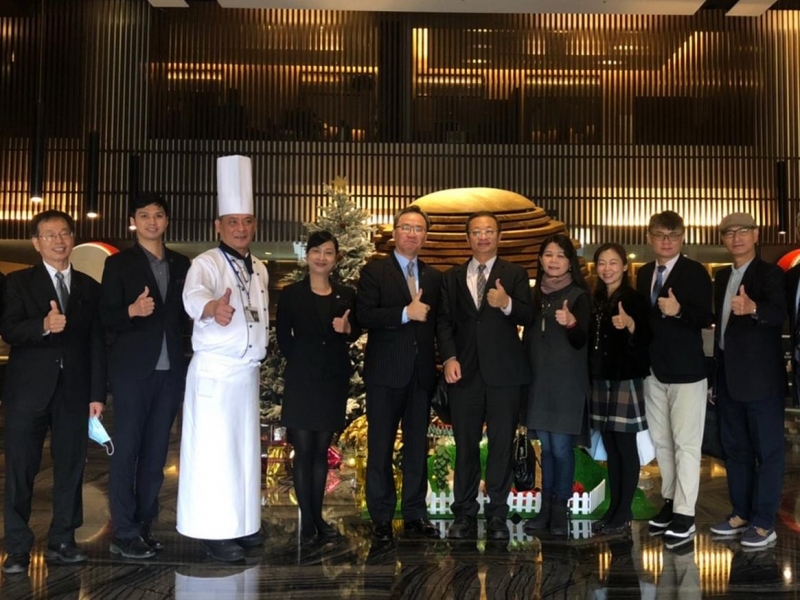 吳鳳科大餐旅系與花東五星飯店簽訂產學策略聯盟