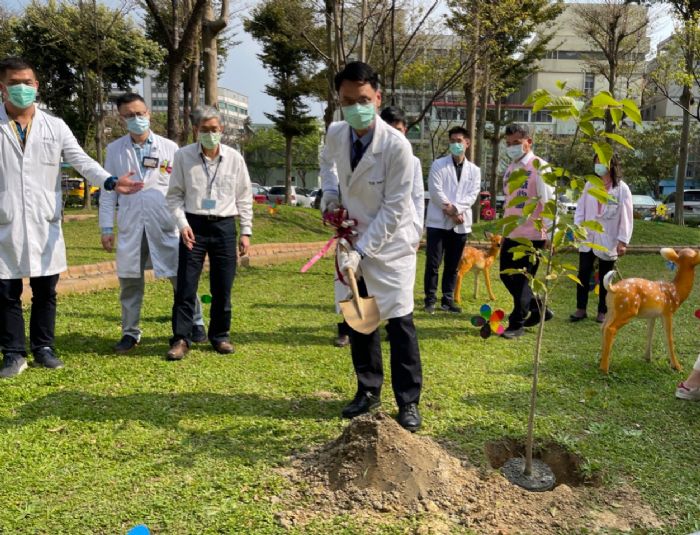 尊重環境森活共存 感恩植樹森森不息