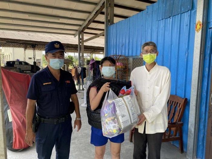 警民攜手送暖揪甘心 溫暖弱勢家庭的心