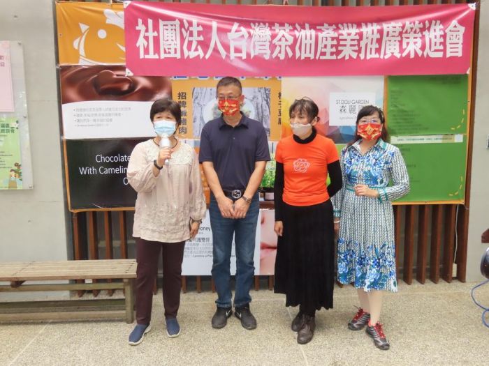 蜂蜜金牌達人放棄年薪千萬 回台種苦茶樹提高經濟