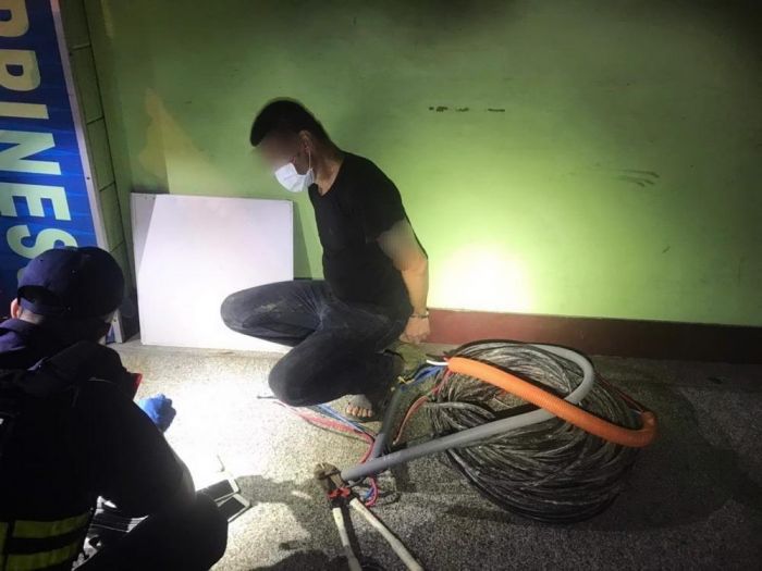 銅價飆漲!竊賊潛工地偷電纜 埔警當場逮人
