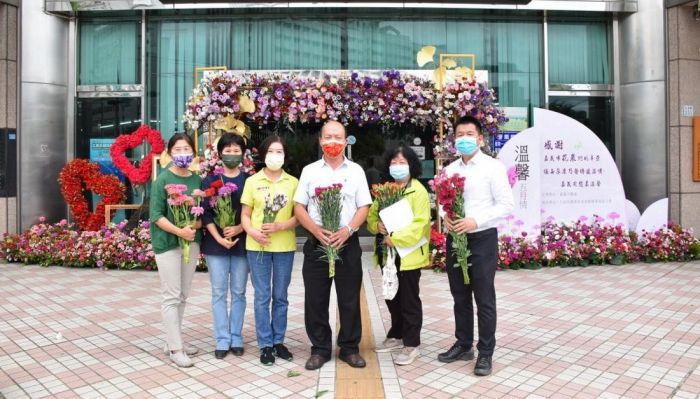 嘉義市農會 辦理溫馨五月情花藝展