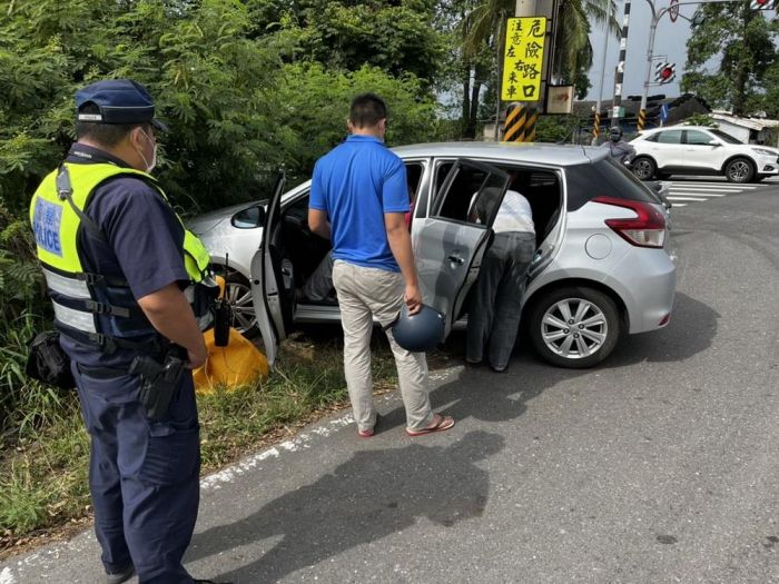 自小客車駕駛頭暈狀況危急 潮警及時搶救