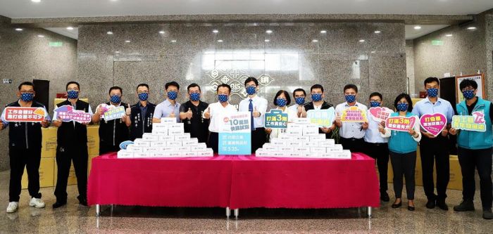 台塑企業捐10萬劑快篩劑 翁章梁縣長親自表達感謝