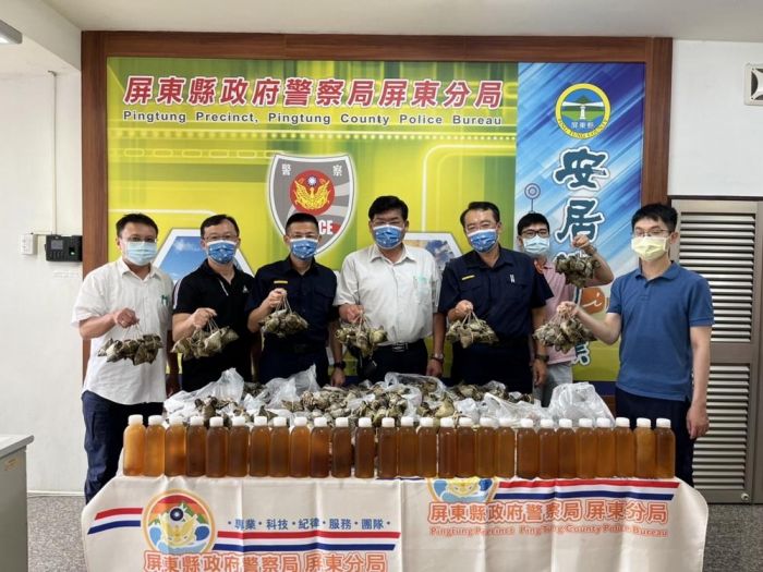 粽葉飄香送柔情 屏東縣柔道委員會贈屏東分局肉粽