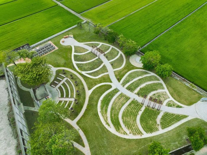 嘉縣布袋鎮廢校變身食農教育場域 榮獲2022建築園冶獎