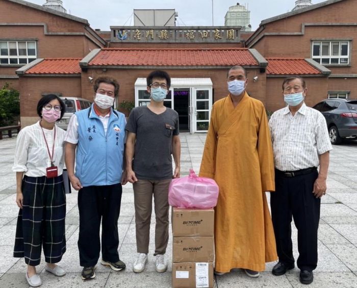 金門海印寺再捐贈一批快篩試劑加強防疫