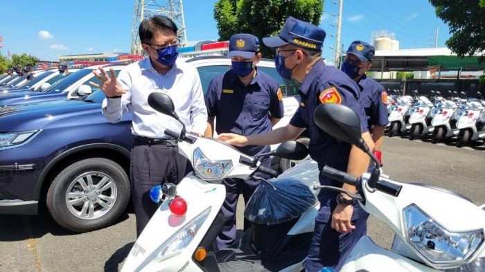 屏東縣新購警用車輛 打擊犯罪添利器