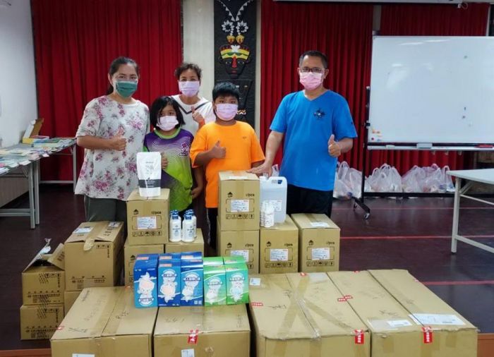 高雄市救國團募集防疫物資傳愛偏鄉