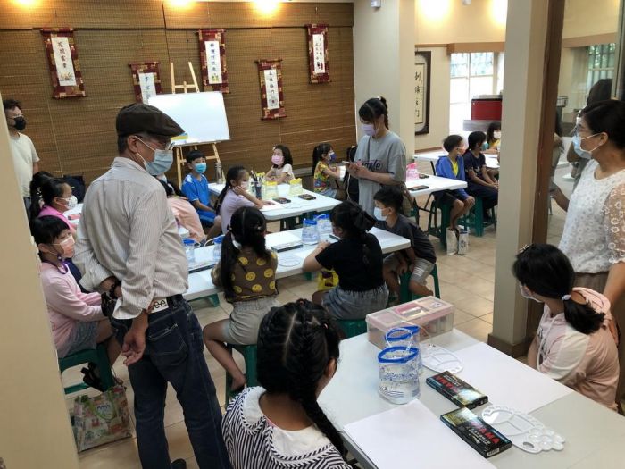 歡樂樸城-暑期繪畫教室展開邀名師授課