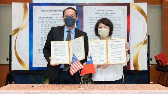 嘉市府與美國加州洪堡郡教育廳簽署教育合作意向書