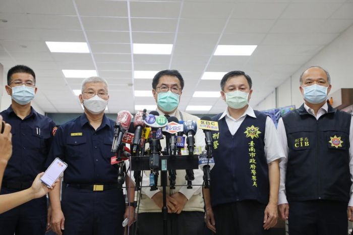 黃偉哲感謝警方迅速逮捕嫌犯 告慰2位英勇的殉職員警