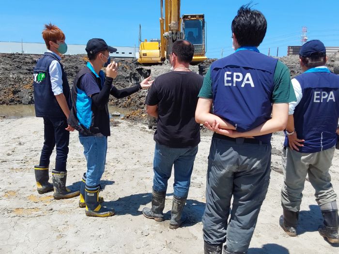 桃市環檢警調聯手破獲不肖業者偷排重金屬廢液移送法辦