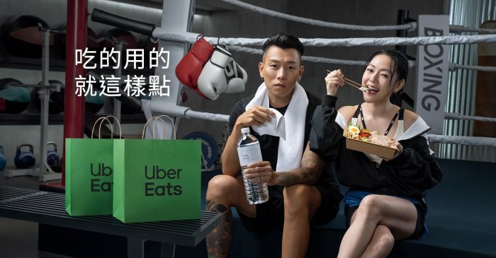 優市首度推出「吃的用的 就這樣點！」小S出拳大喊「現在就要」瘦子淋水降溫