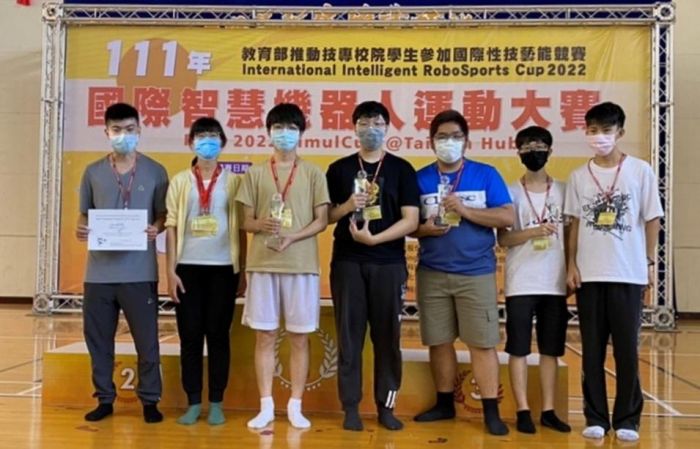 金大榮獲國際智慧機器人運動大賽2金2銀2銅成績