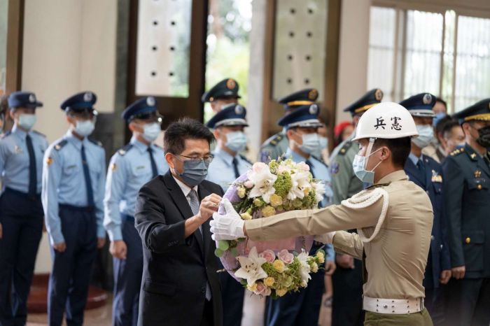竹市軍人忠靈祠秋祭追悼會　陳章賢向國軍先烈致敬