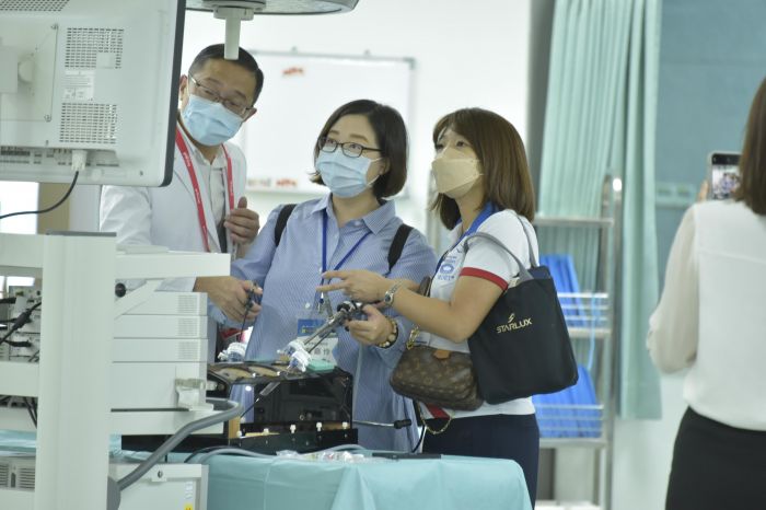 探索健康新概念 績優保險業務員參訪彰濱秀傳健康園區
