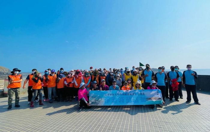 澎管處辦理111年度北寮赤嶼海岸淨灘減塑活動