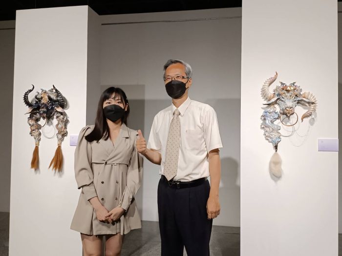 李思樺陶藝創作展 進入綺麗又奇幻的神獸世界