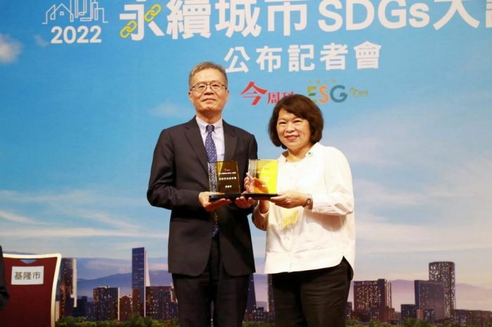 嘉市永續城市蟬連特優 市長黃敏惠再獲最佳首長信任獎