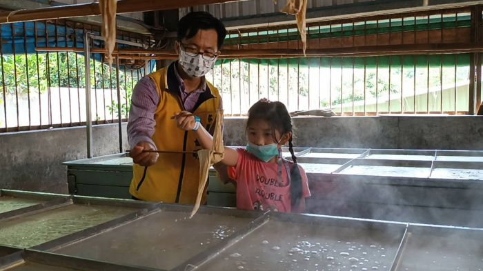 撈豆皮好新奇！ 體驗豆皮製作就在「2022樂遊芬園Chill嗨嗨」