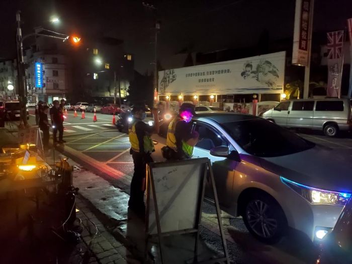 警監環聯合稽查 強力稽查改裝、噪音車輛