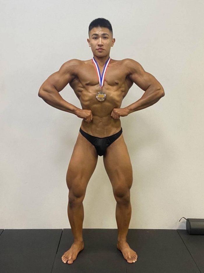 重訓教練首次挑戰健美賽 大葉大學連泓凱廣亞盃健美賽獲兩獎