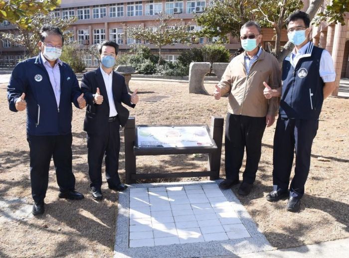 澎湖廢棄蚵殼變身環保綠建材磚