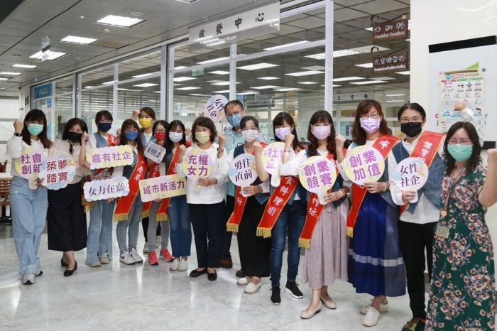 嘉有社企女力崛起 創業營業登記圓夢想