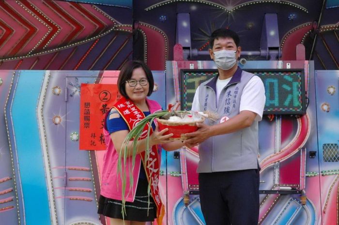 美濃吉和里長候選人黃文梅競選服務處成立