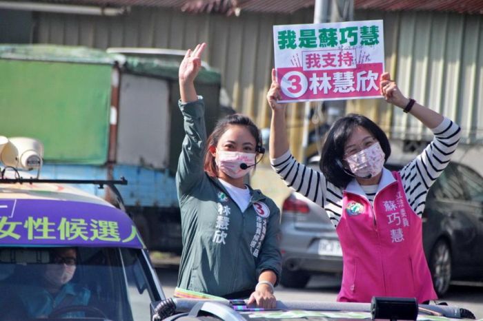 蘇巧慧南下為林慧欣助選 盼未來共同為教育發聲