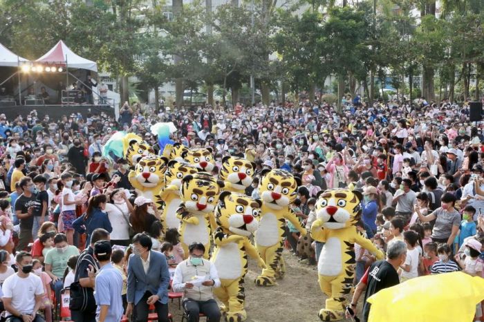 2022藝術進區台南佳里登場 大小朋友共賞《武松愛老虎》