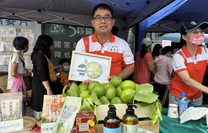 慶祝雙十一 九如鄉農會舉辦生鮮超市優惠活動