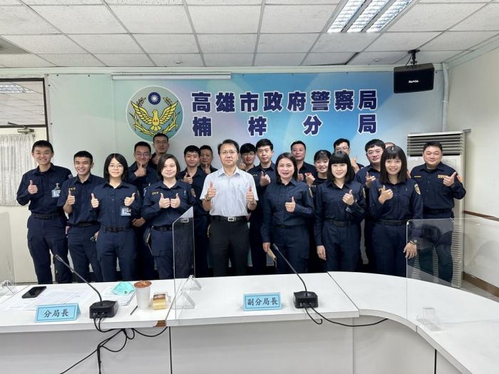 準波麗士實習期滿  楠警期勉優質傳承