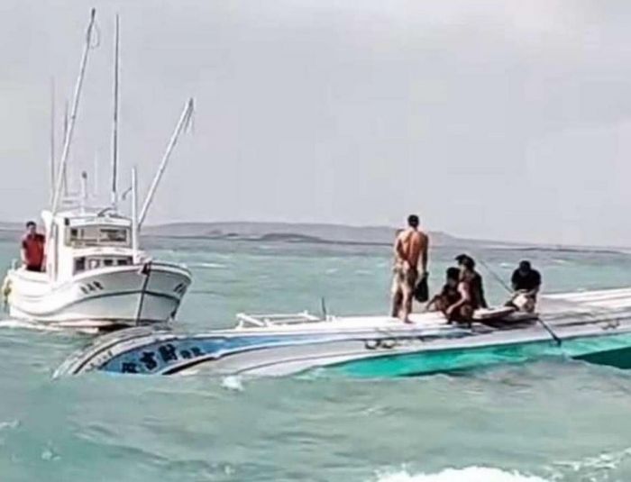 澎湖吉貝籍漁船「金吉財6號」翻覆 幸經友船援救6船員均平安