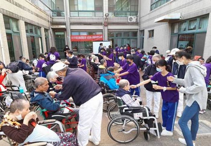 南投縣竹山國小及康壽國小  榮獲111年教育部品德教育特色學校