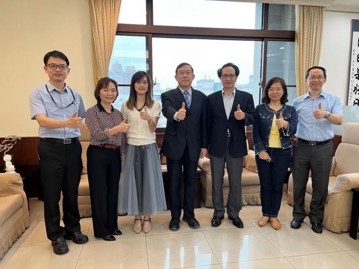 邢檢察總長再次抵嘉慰勉嘉義地檢署查賄團隊