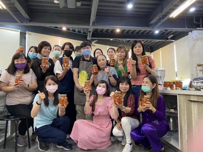 手做韓式泡菜(Kimchi)，移民署邀請新住民體驗多元文化