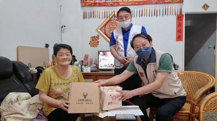 屏東縣榮服處歲未寒冬送暖享溫馨