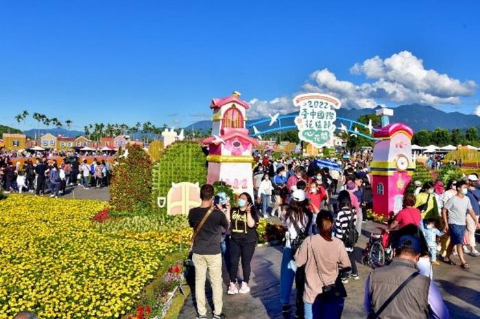 台中國際花毯節展至12/18  搭接駁車順遊商圈加倍好玩