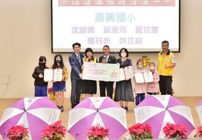 百萬助學扶輪之子 興邦定國傳承孔孟