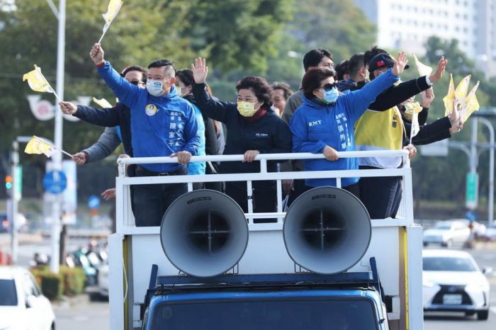 黃敏惠勝選連任 今起連續2天巡迴掃街謝票