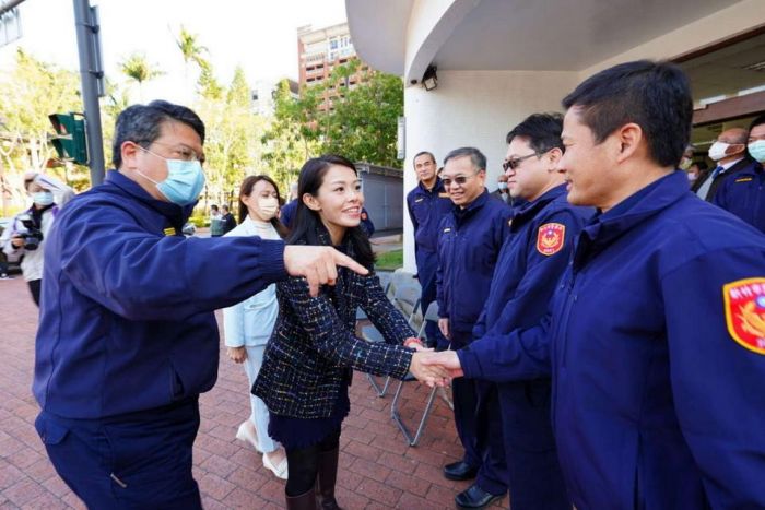 高虹安上任首站訪視新竹市警察局 期勉提供民眾安心生活環境